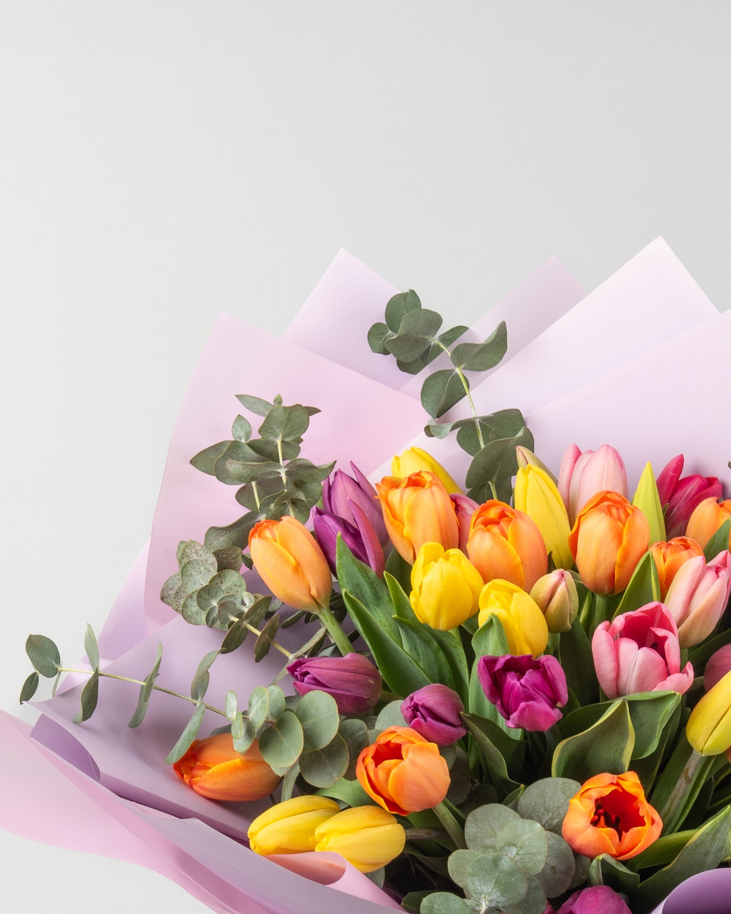 Vibrant Tulip Bloom Bouquet - 30 Colorful Tulips