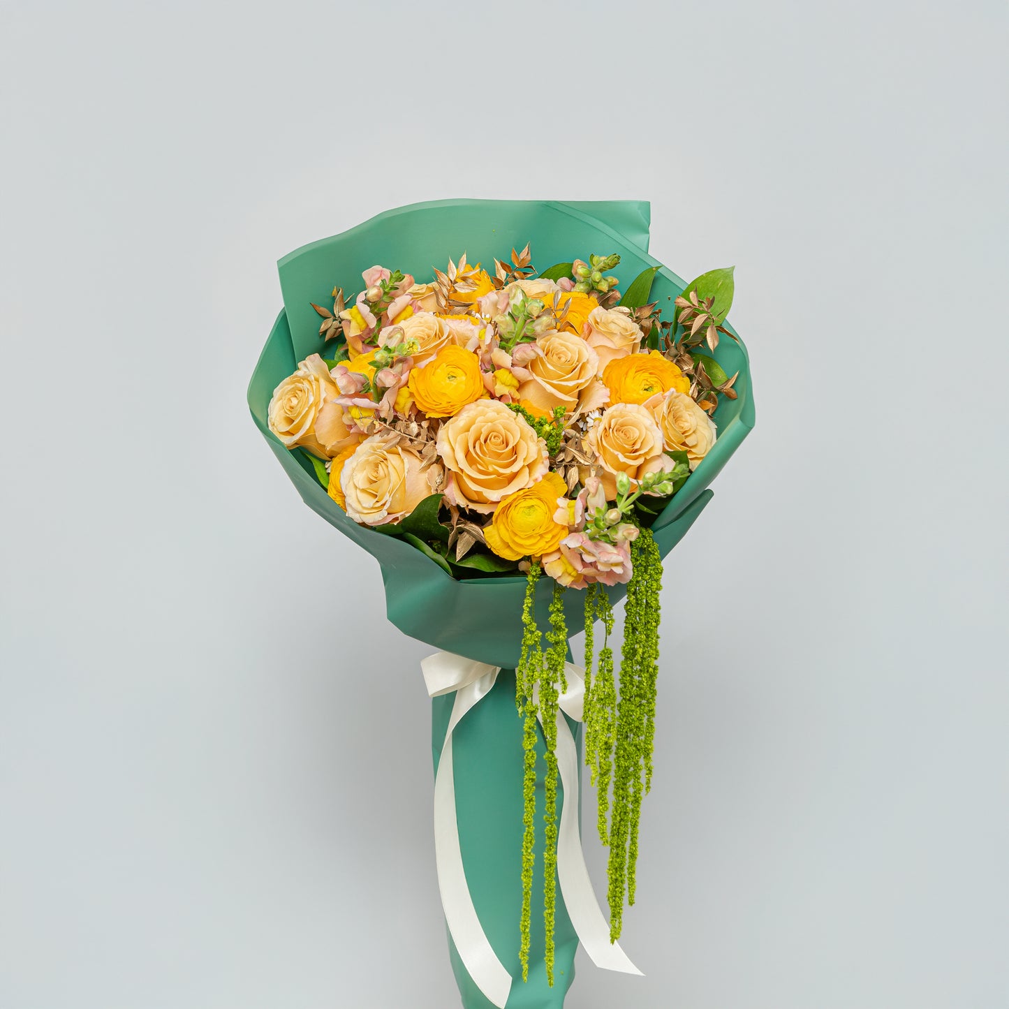 10 roses Golden Meadow Bouquet
