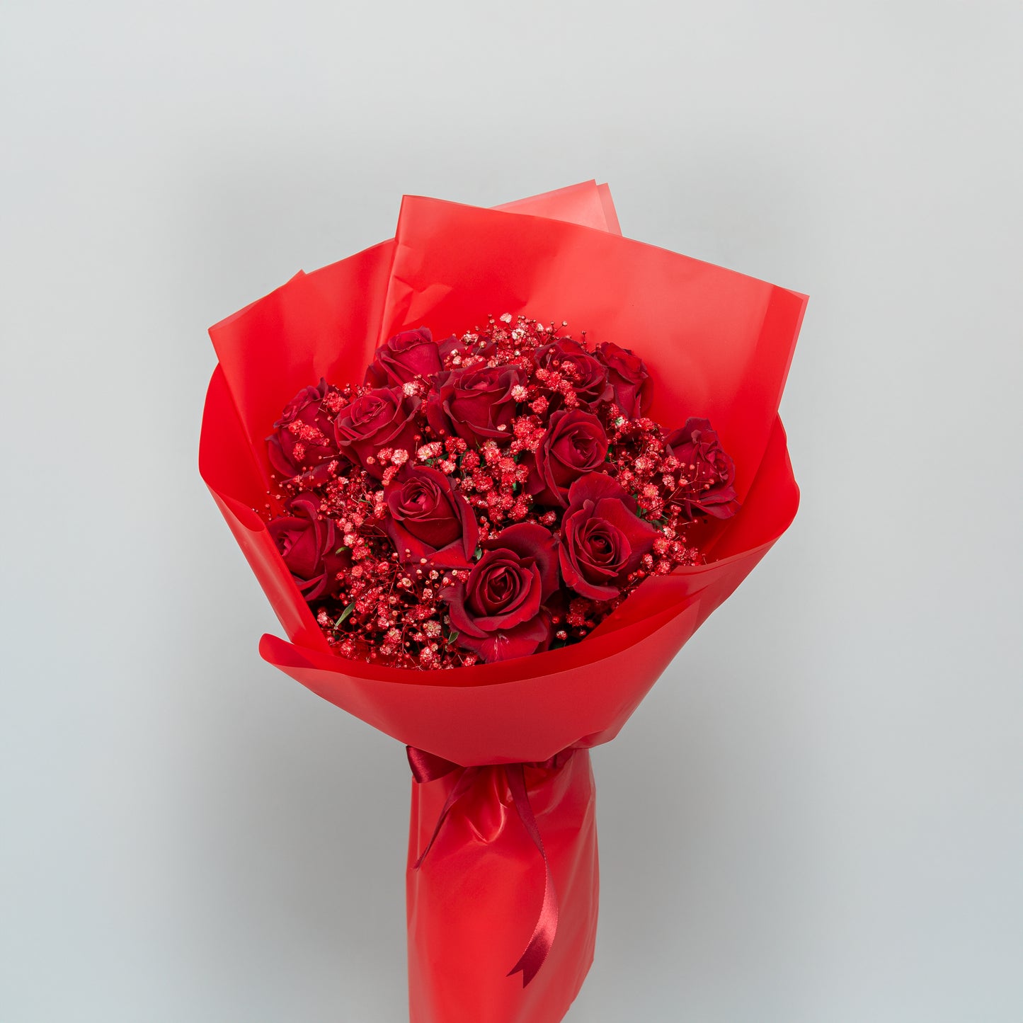 12 roses Scarlet Whisper Bouquet