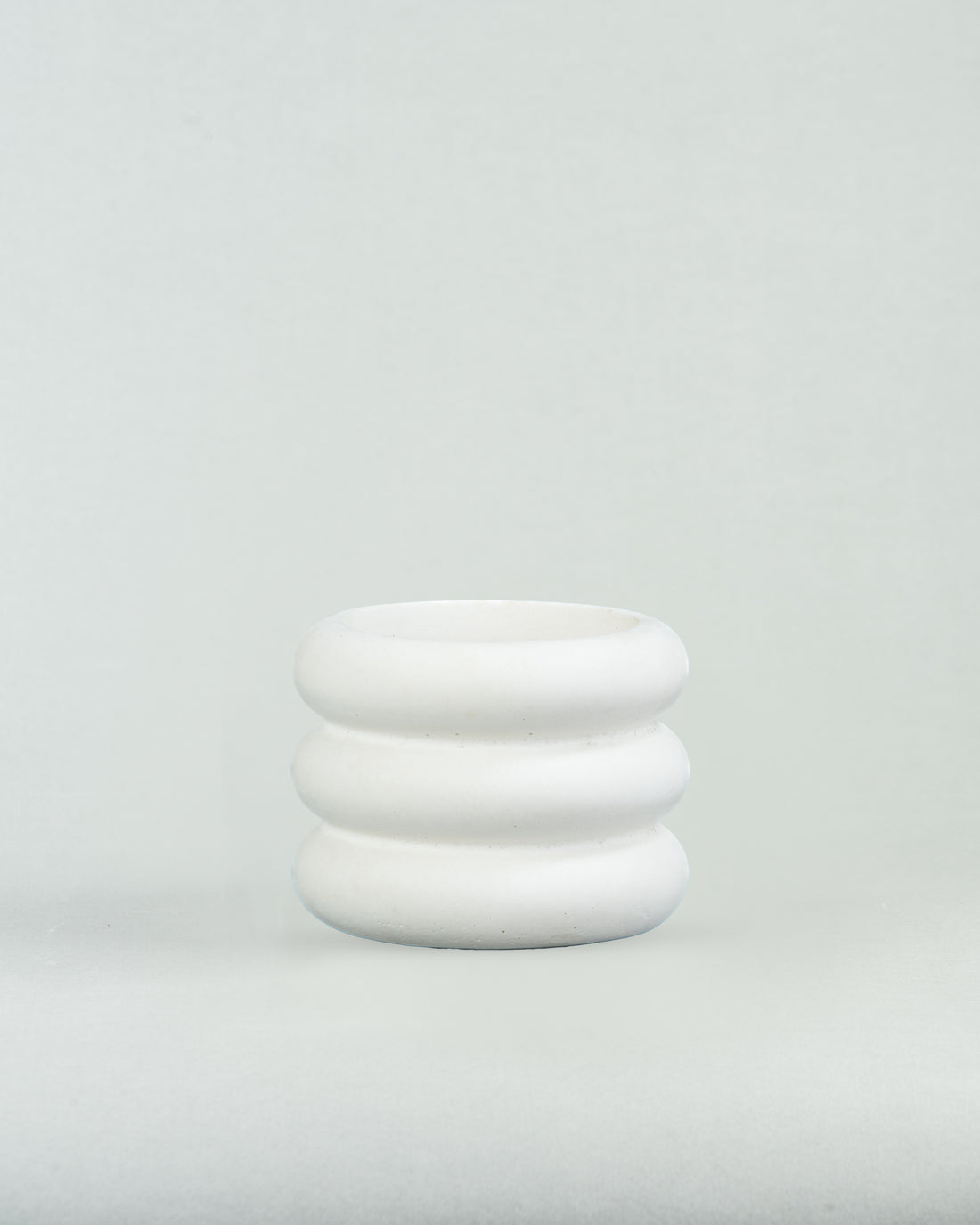 Modern Donut Elegance: White Concrete Circular Planter