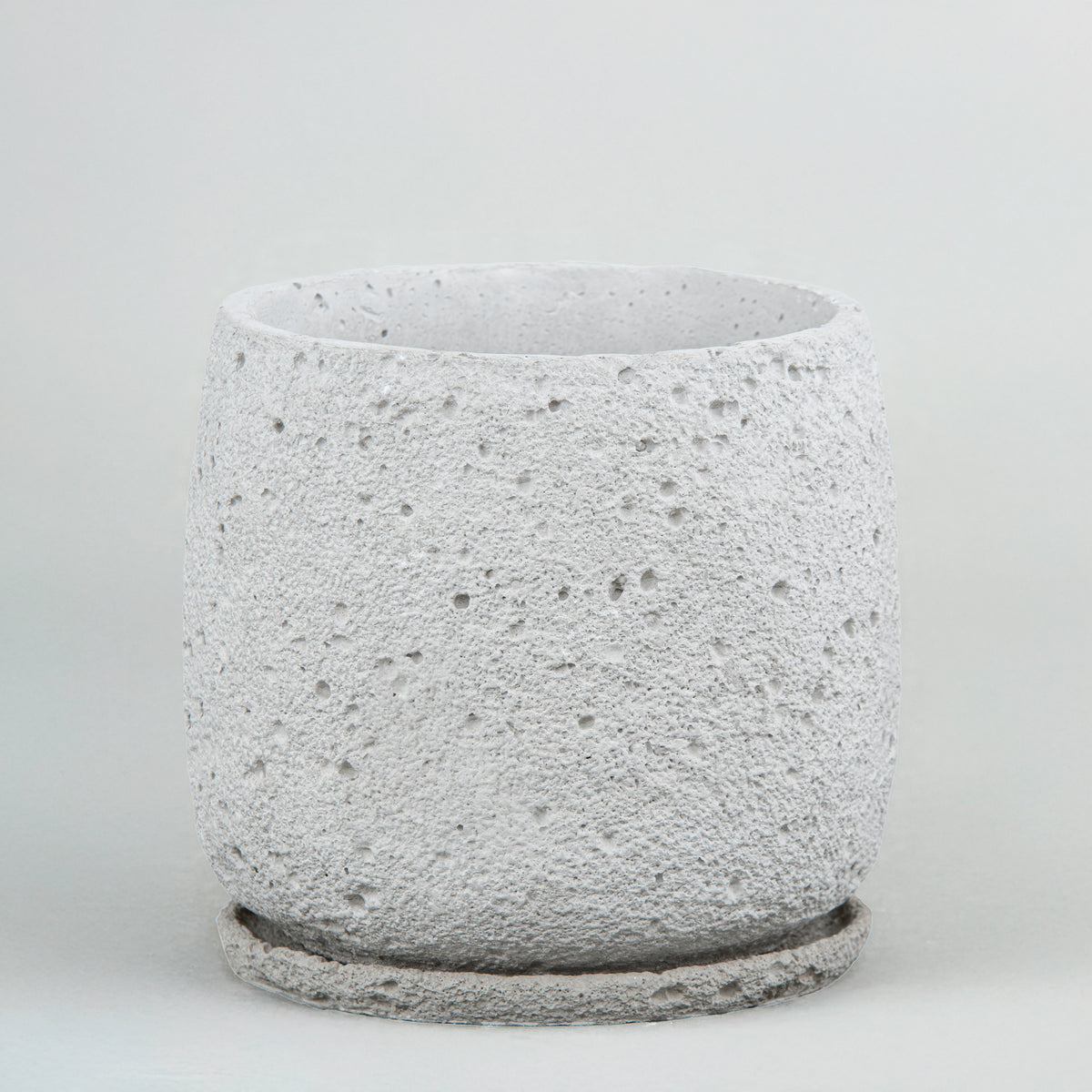 Unique Volcanic Stone Texture Concrete Pot With Tray – Charly Floral